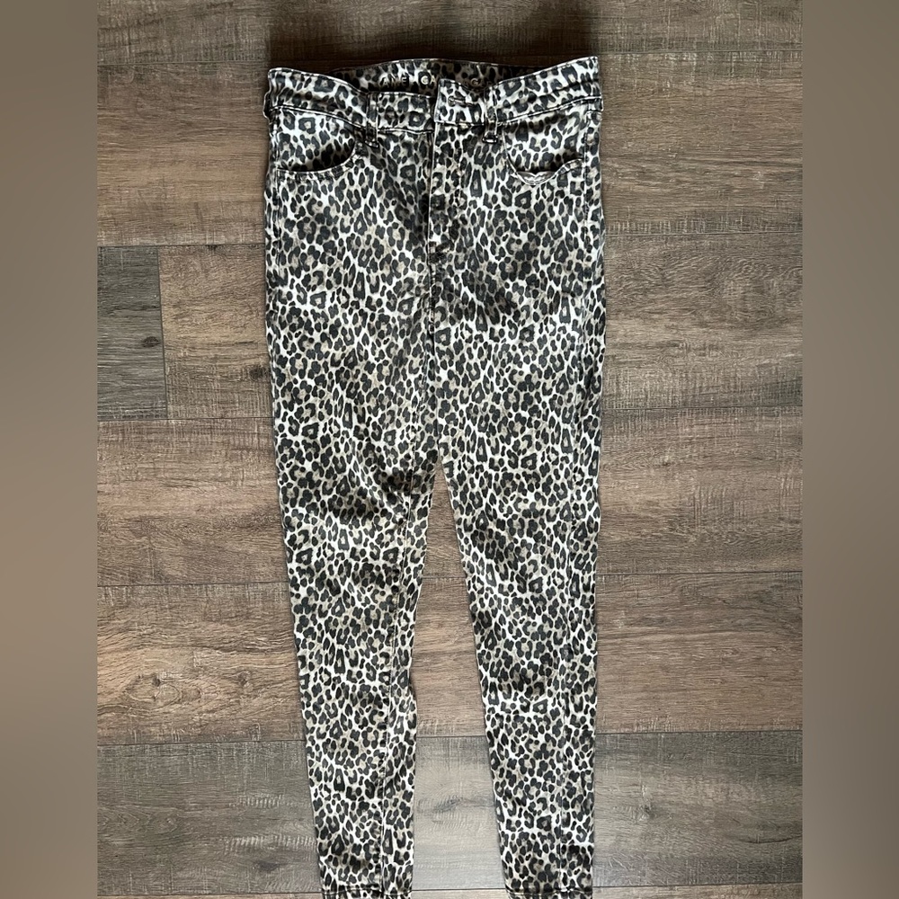 Cheetah print skinny jeans